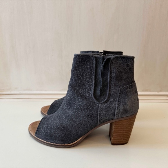 Toms Shoes - Toms Majorca Blue Gray Peep Toe Suede Booties